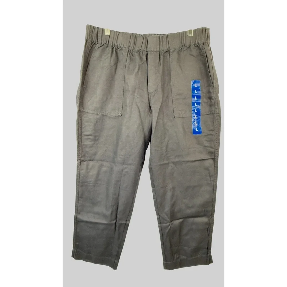 Banana Republic easy polished